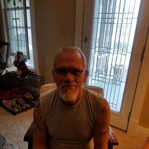 Meet your Posher, Perry